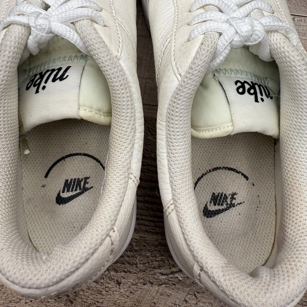 Nike Court Premium Casual Sneakers Womens Size‎ 8 White Shoes Lace Up CW1067-103
